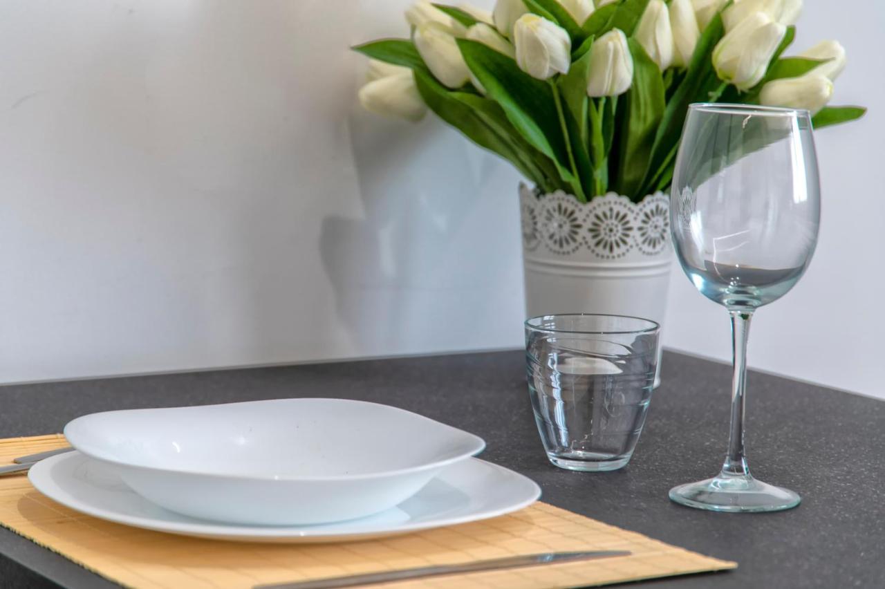 Allhospitality ألغيرو المظهر الخارجي الصورة