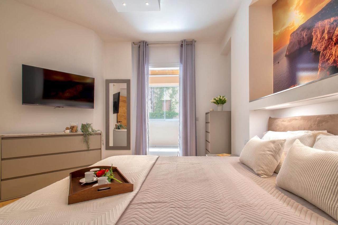 Allhospitality ألغيرو المظهر الخارجي الصورة